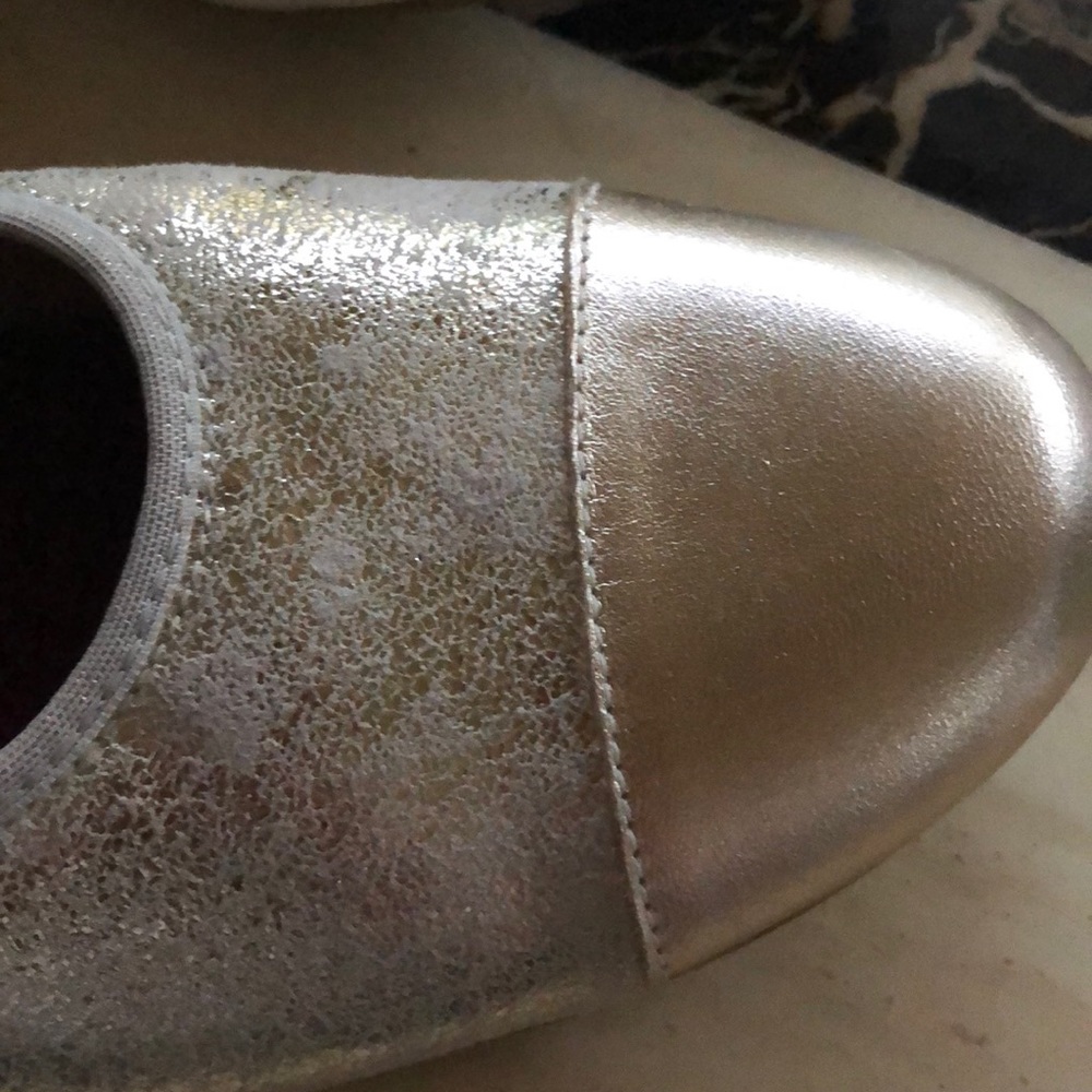 Gorgeous NWOT Munro Henley Cap toe flats - Picture 4 of 8